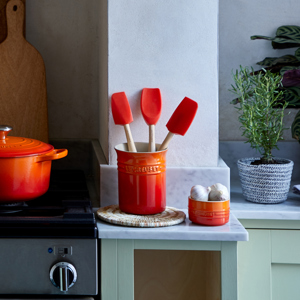 Le Creuset Volcanic Stoneware Small Utensil Jar